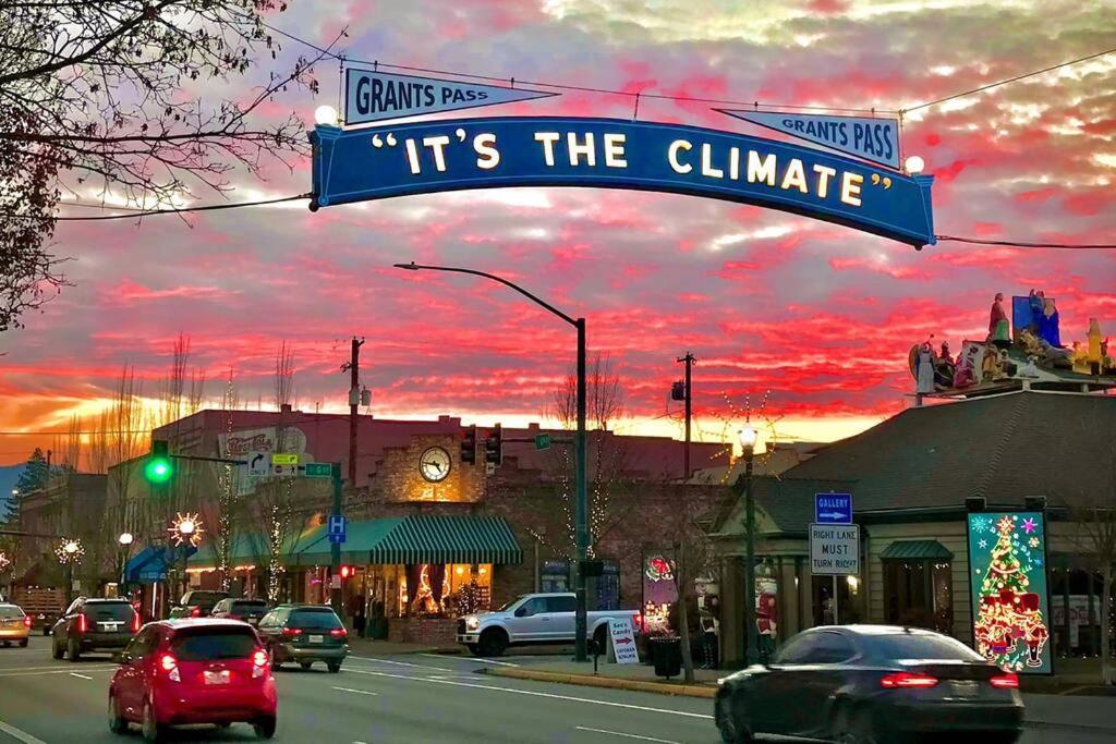 Riverside 2 Grants Pass